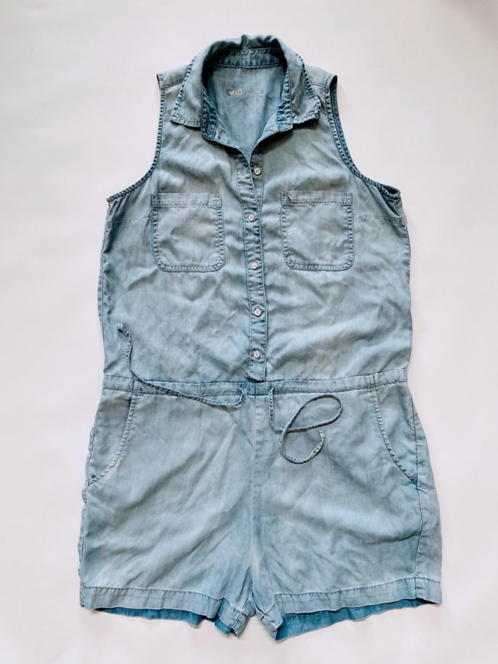 Gap 1969 Sleeveless Light Wash Denim Romper jumpsuit, women’s small